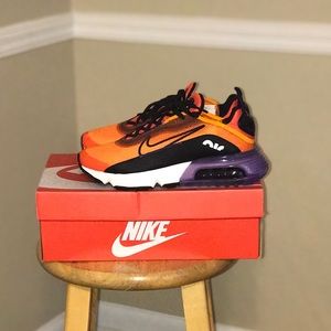 Nike air max 2090 gym shoes